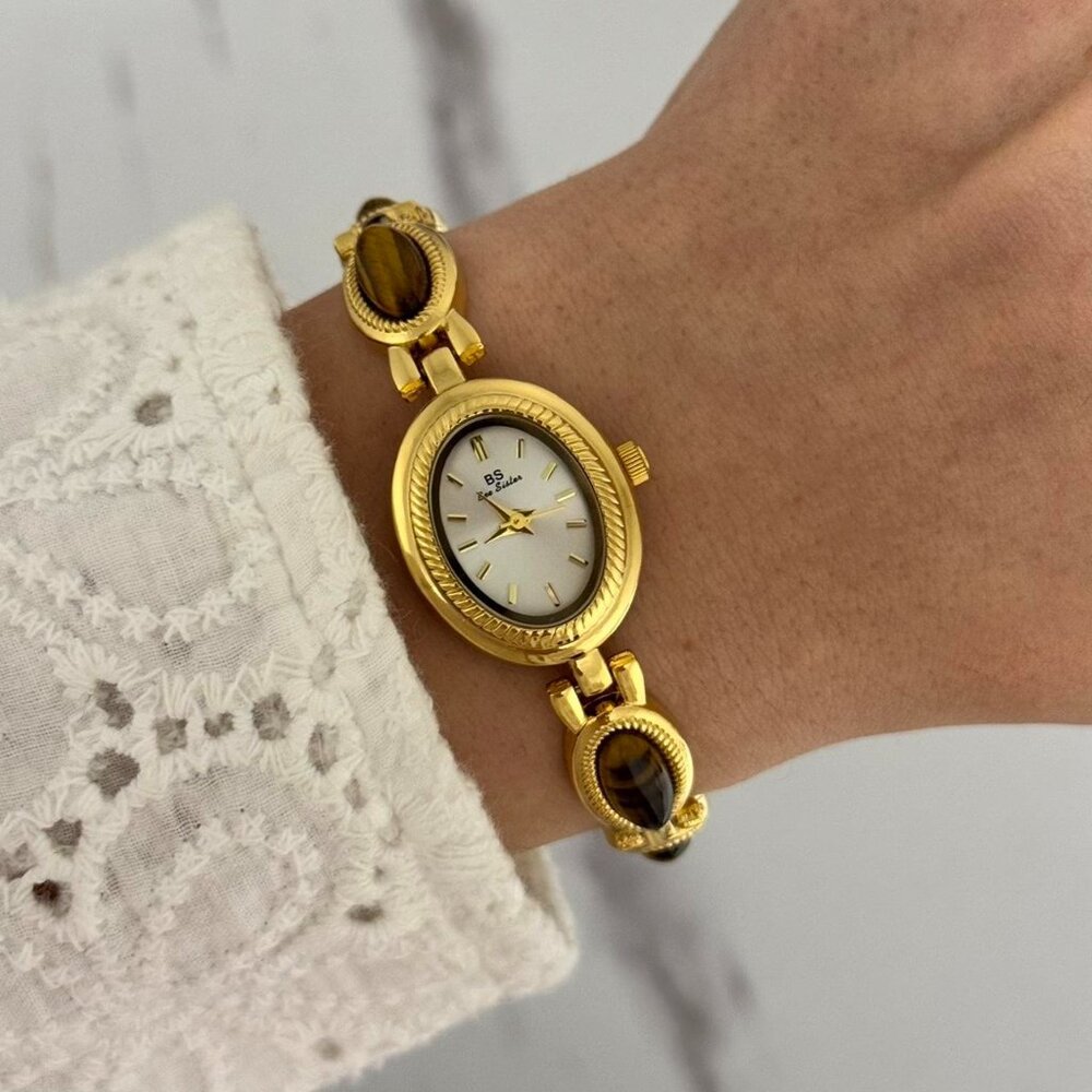 Sku0479 Retro Gold White dial Brown Gemstones Women Fashion Oval Watch +gift bag